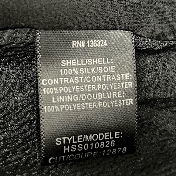 Low back tank top - Picture 3 of 3